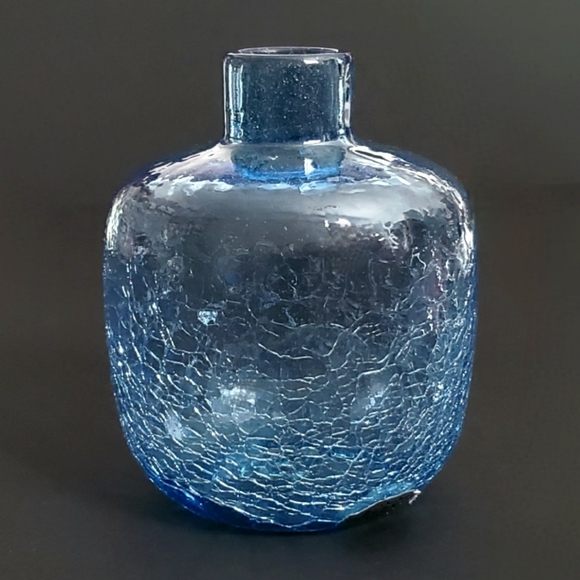 MCM Blenko #6424 Handcrafted Rare Ice Blue Crackle Art Glass Vase by Joel Myers - Picture 15 of 16